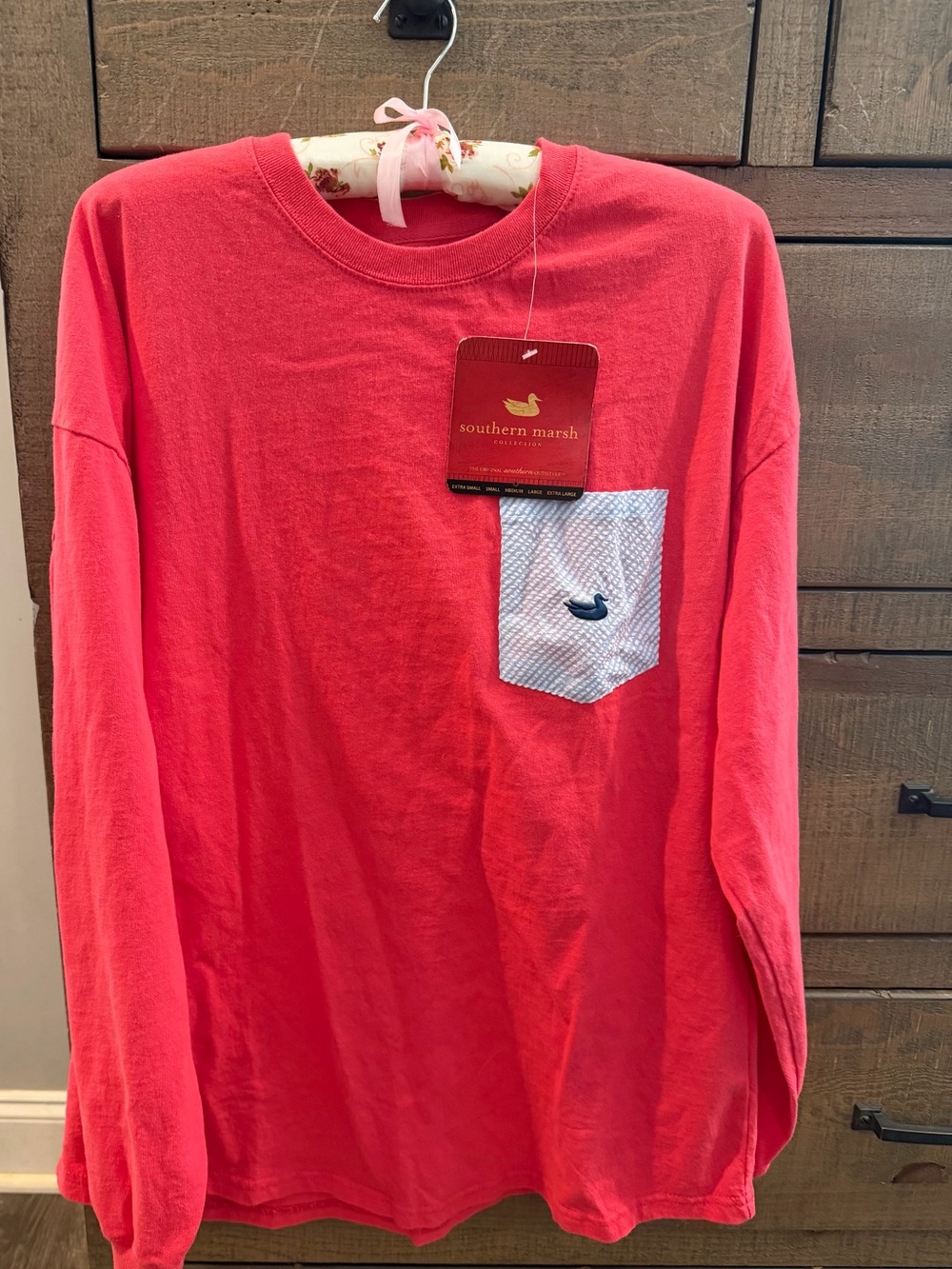 NWT Women’s Southern Marsh hot pink long sleeve shirt